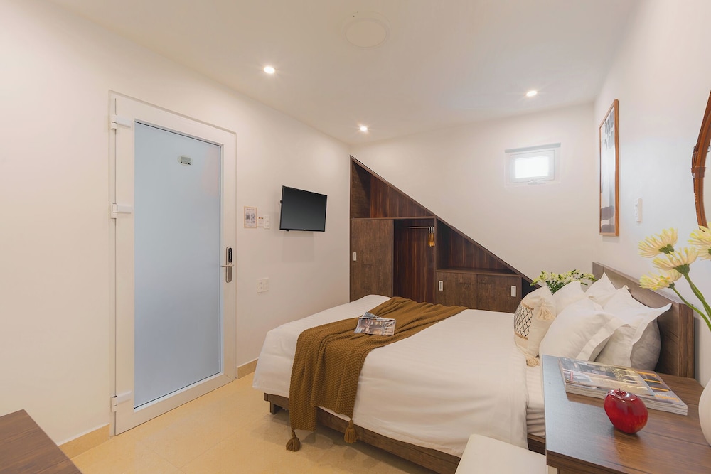 Standard Double Room - Photo 3