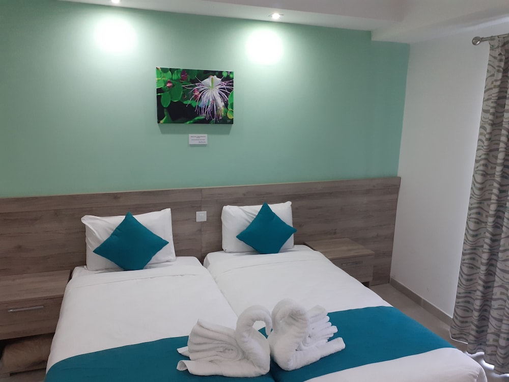 Deluxe Room, 2 Twin Beds, Non Smoking, City View