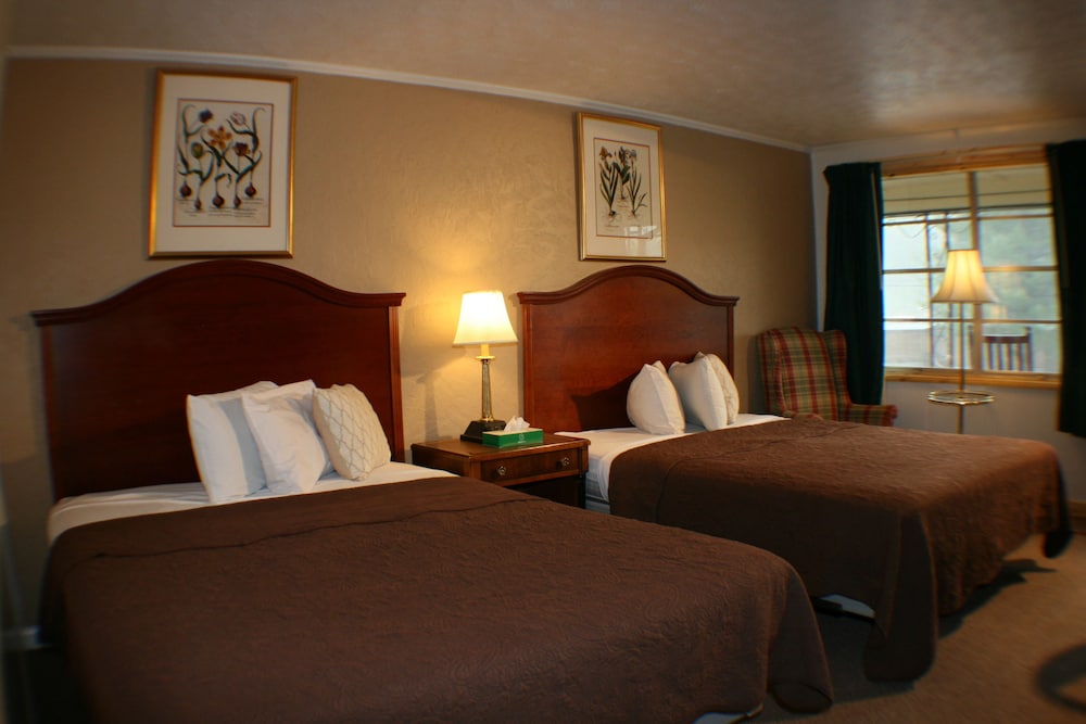 Standard Room, 2 Double Beds photo 1