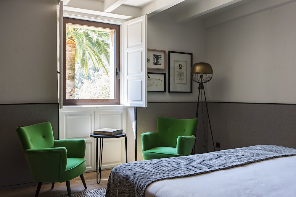 Classic Double or Twin Room Classic Double or Twin Room