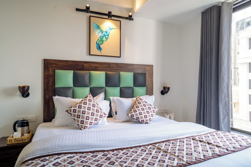 Comfort Double Room, City View