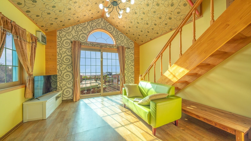 Basic Room, 1 Bedroom (Room 104)