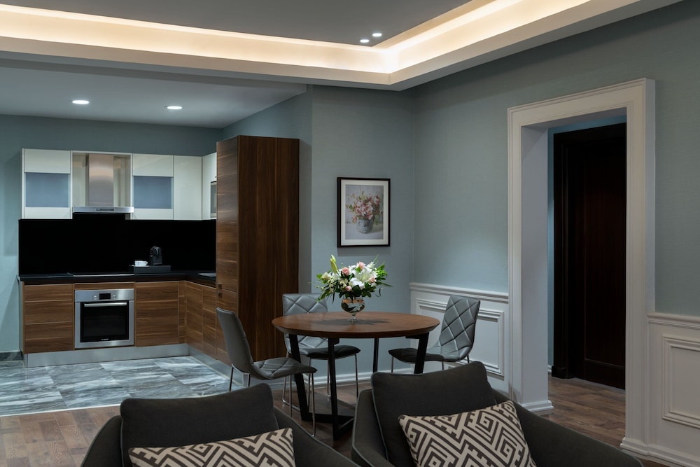 Apartment, 1 Double Bed, Garden View