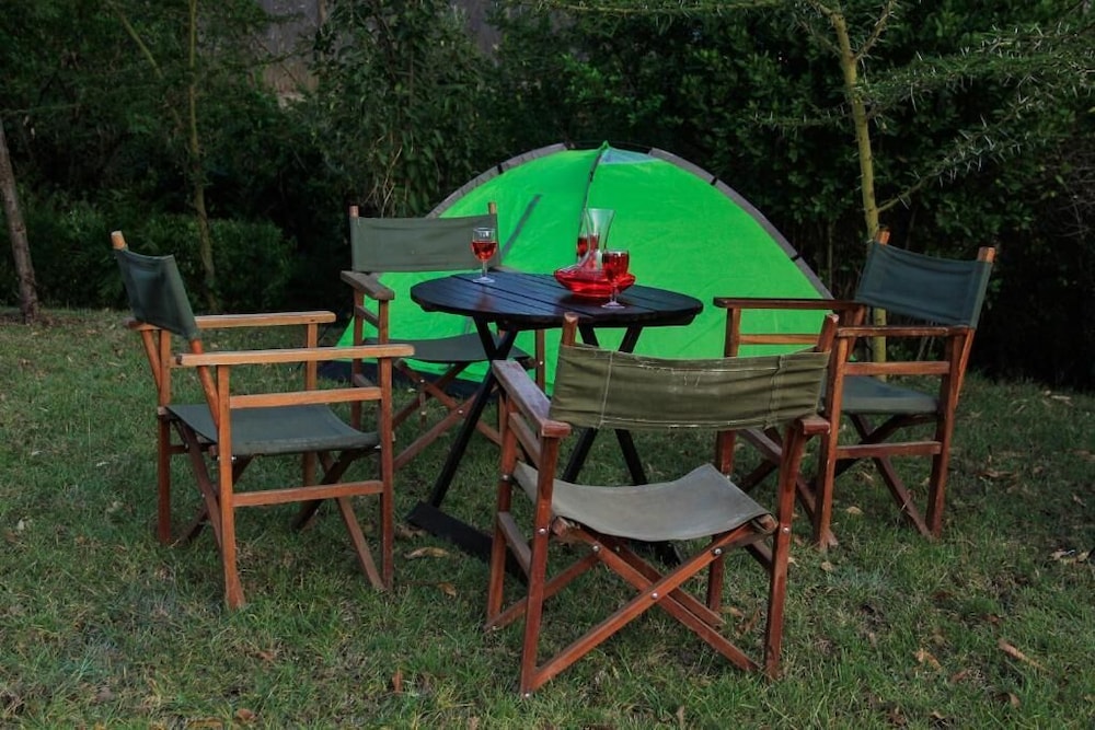 Standard Tent photo 3