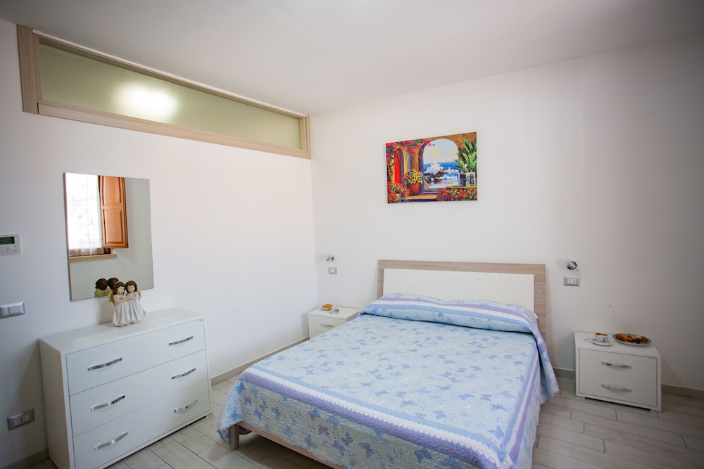 Romantic Apartment, Private Bathroom (penelope) photo 1