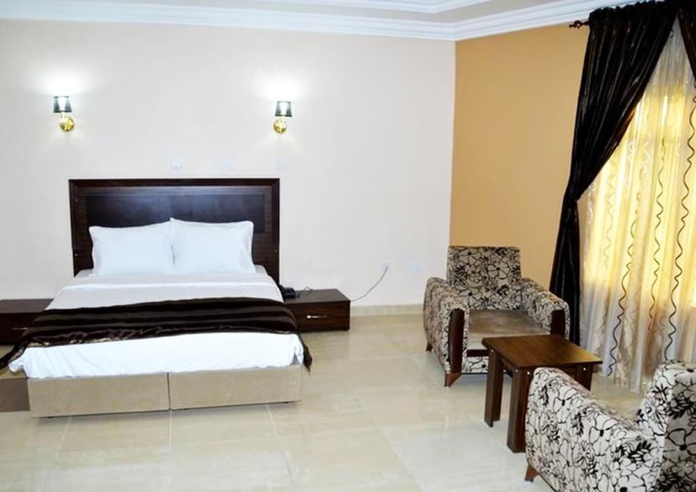 Royal Room photo 2