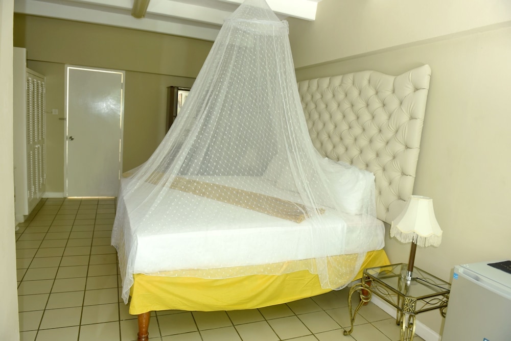 Honeymoon Room, 1 King Bed (120)