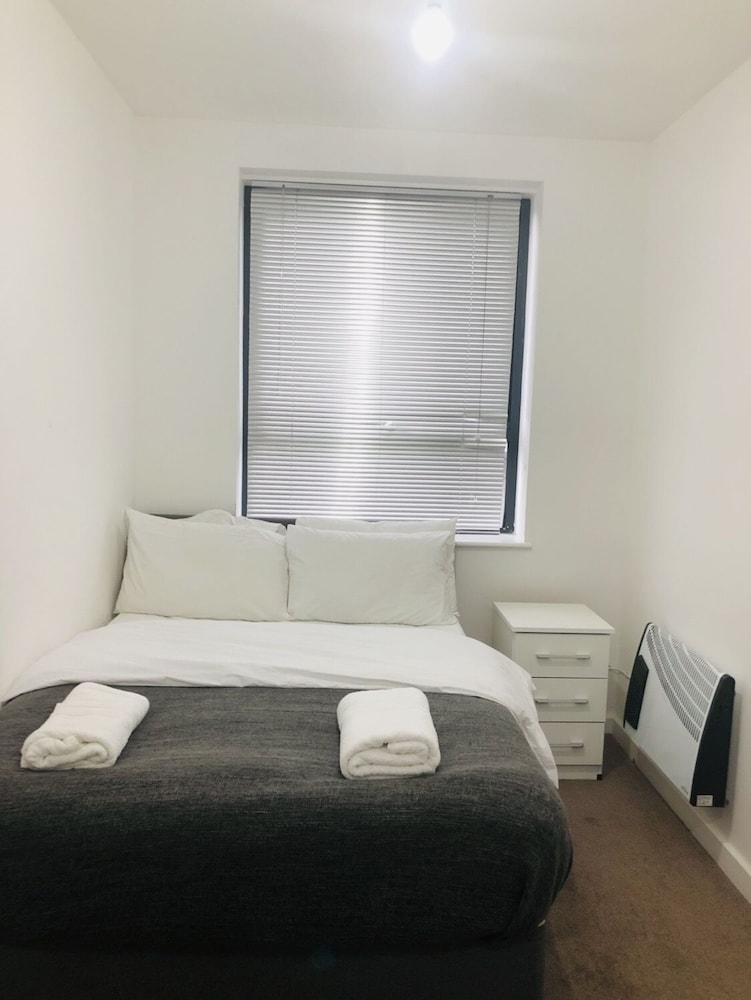 Basic Apartment, Private Bathroom (1BED-D/SF-4PPL)