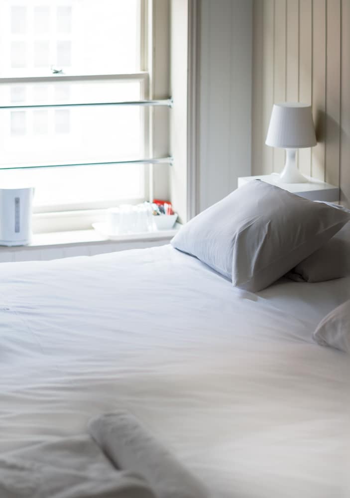 Double or Twin Room photo 3