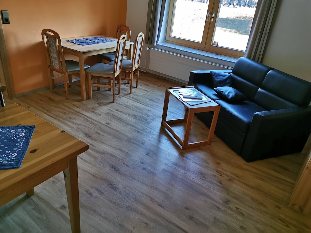 Family Apartment photo 3