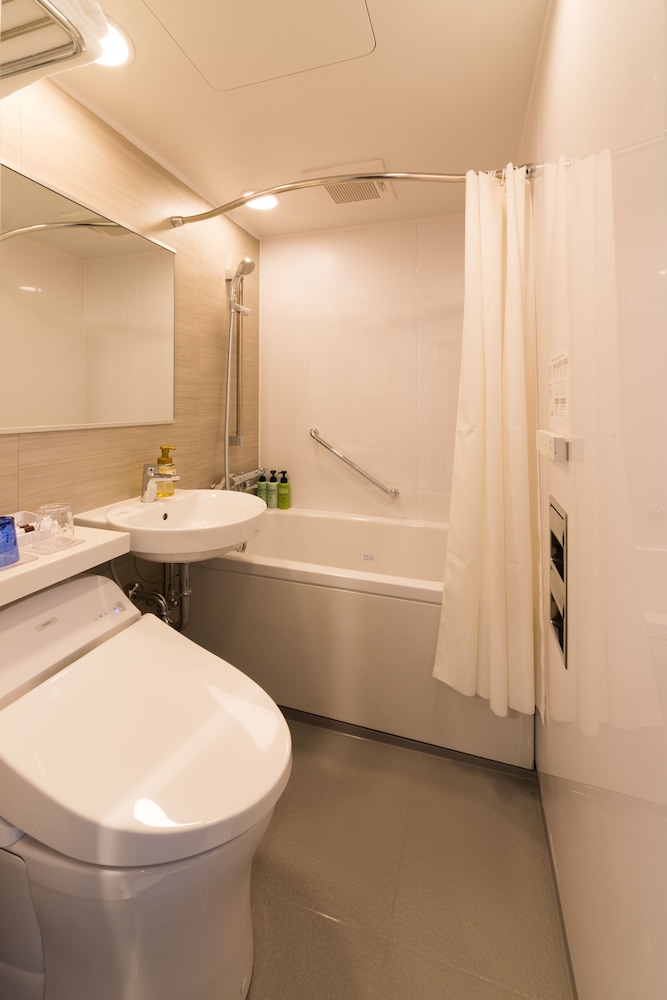[Single Use] Twin Room (Breakfast Included), Non Smoking photo 2
