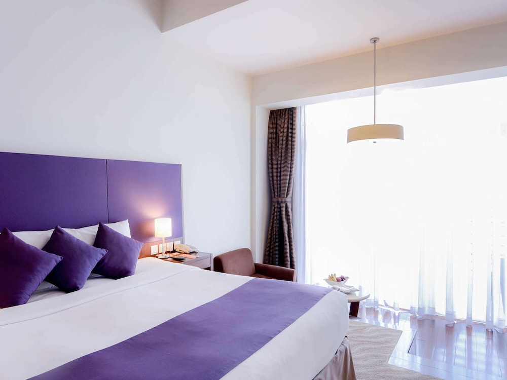 Executive Room, 1 King Bed, Ocean View - Photo 1