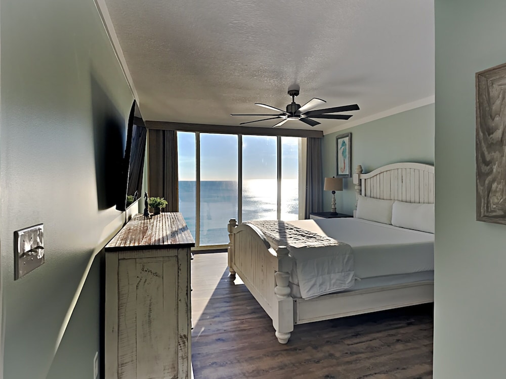 Condo, Multiple Beds, Balcony, Ocean View (T1 900 - No Pets)