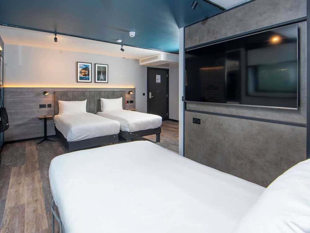 Room, 1 Double Bed with Sofa bed, Accessible (Double or Twin room) - Photo 2