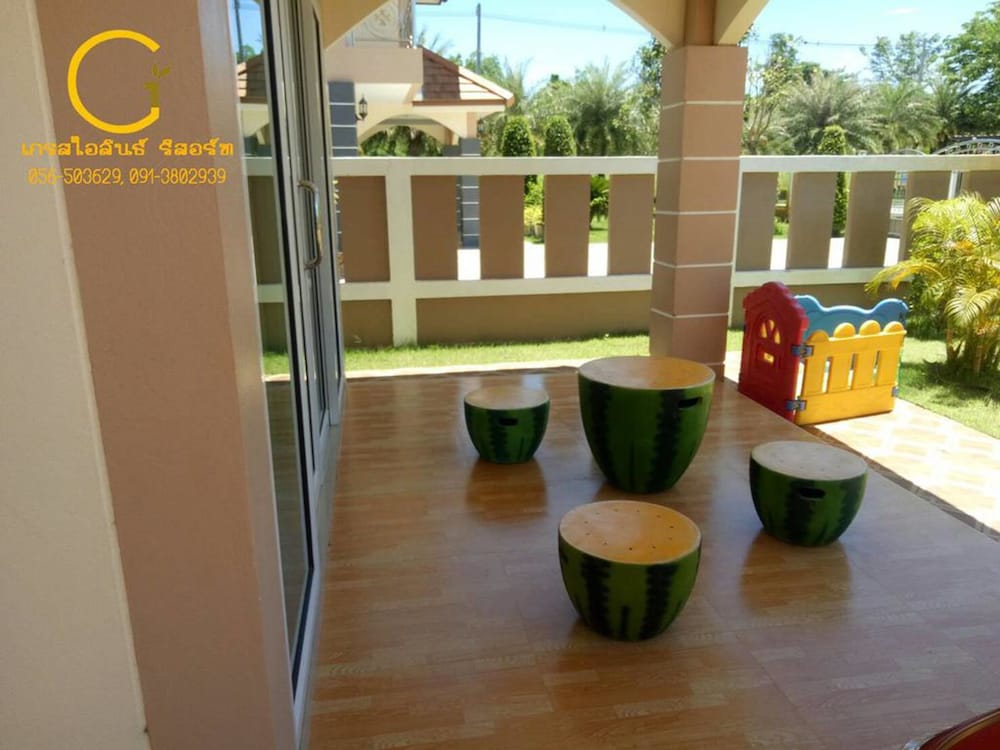 3 Bedrooms House photo 2