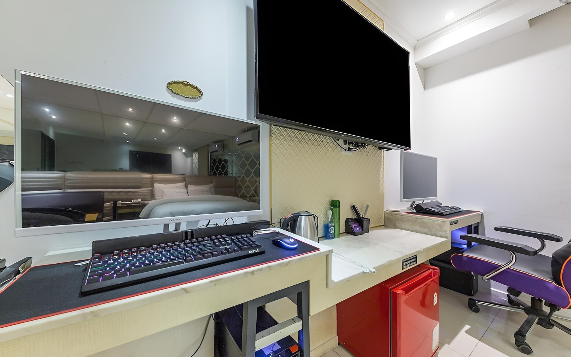 Room (Couple PC (65-inch smart TV + massage) - Photo 18