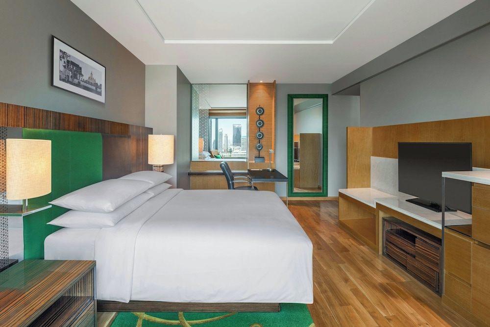 Junior Studio Suite, 1 King Bed, Non Smoking