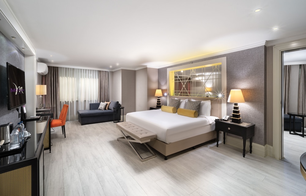 Deluxe Suite, Multiple Beds, City View (Family) photo 1