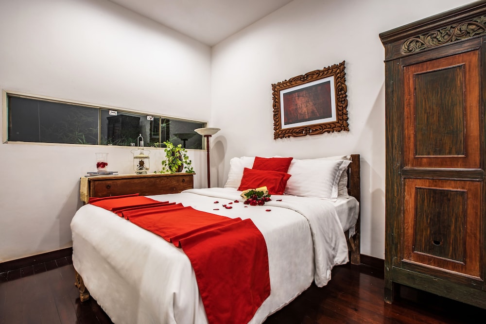 Villa Mulyono 2, Two Bedrooms photo 1