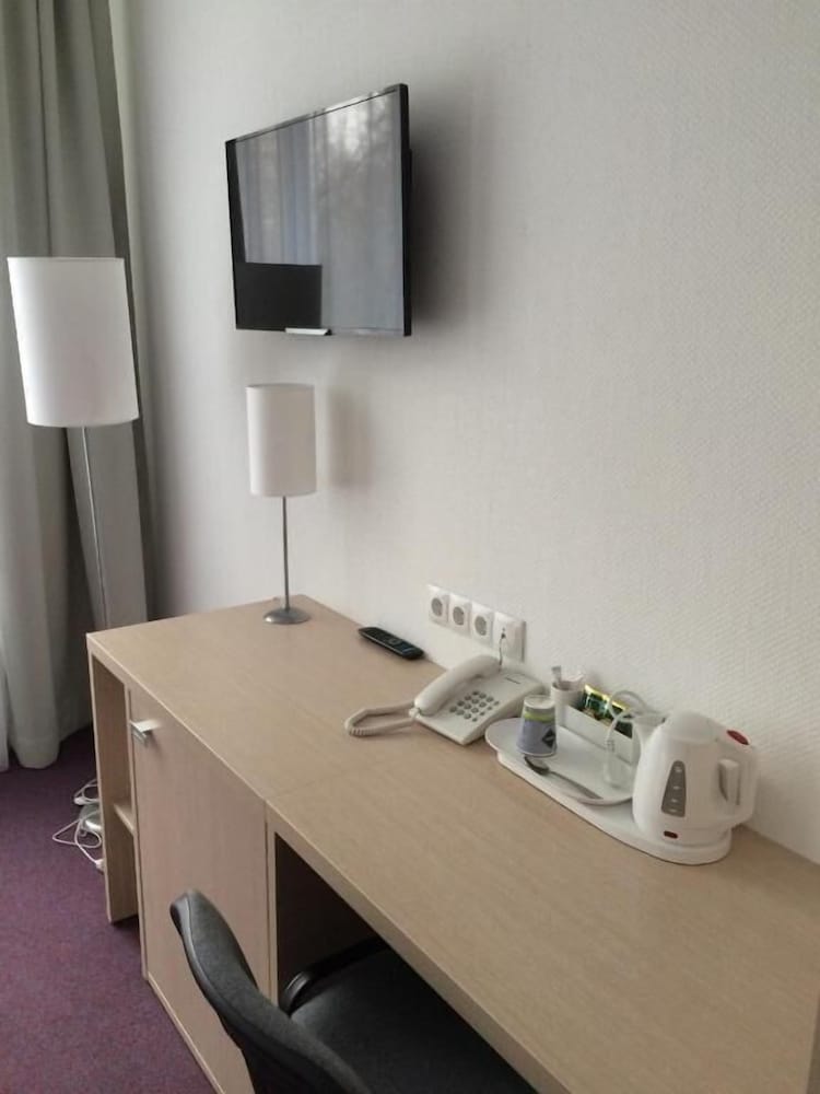 Standard Twin Room photo 2