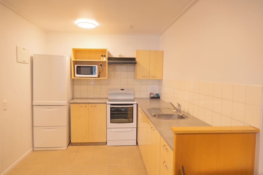 Apartment, 2 Bedrooms (1 Queen and 2 Single beds)