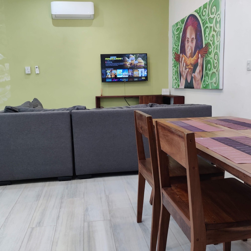 Family Apartment photo 3