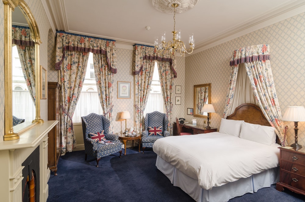 Superior Double Room, Ensuite - Photo 6