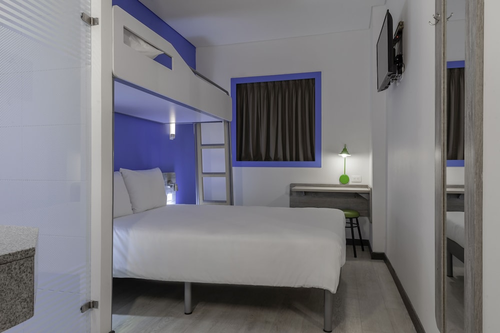 Room, Multiple Beds - Photo 2