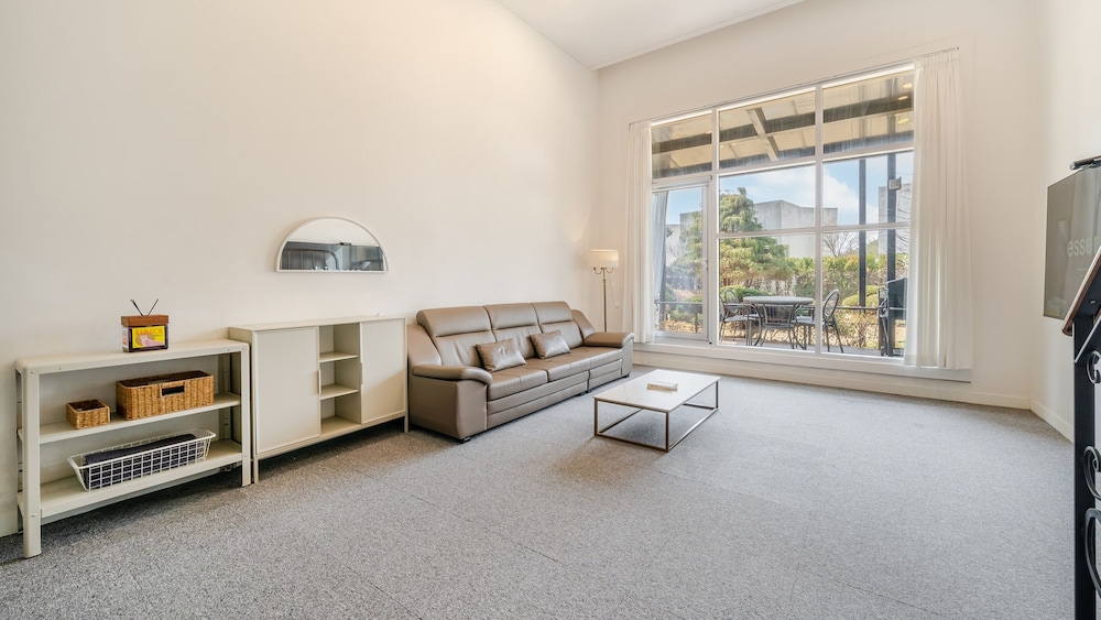 Basic Room, 1 Bedroom (C101(Private BBQ)) photo 1