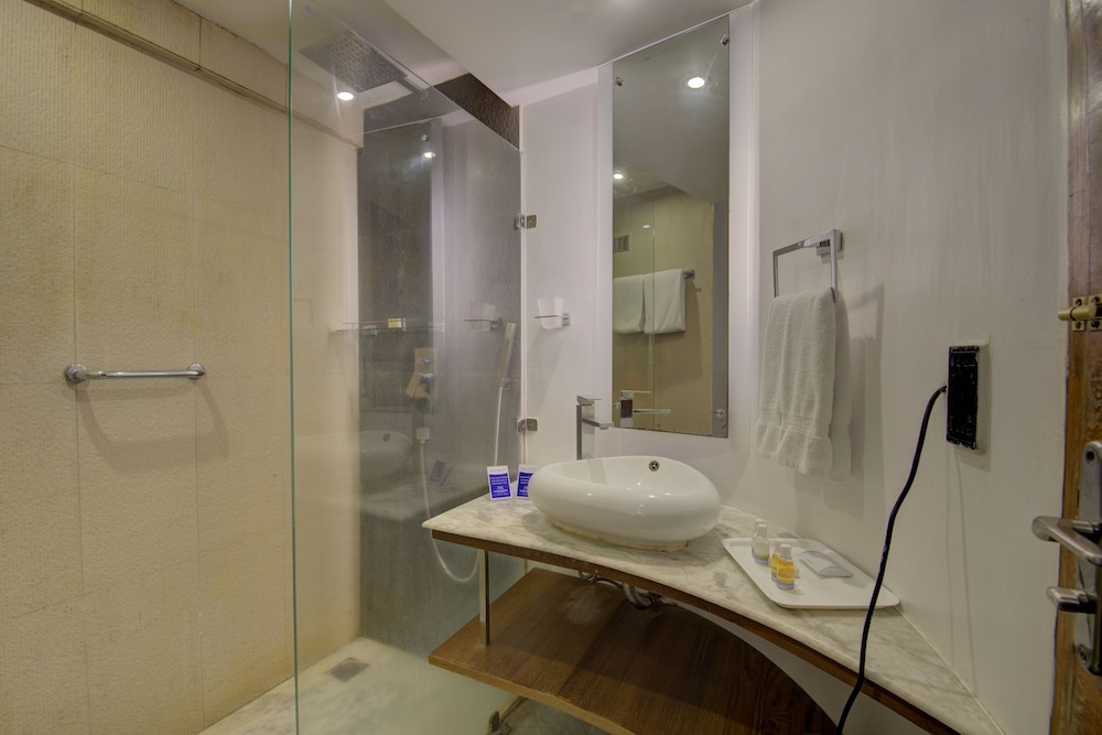 Deluxe Room, 2 Twin Beds - Photo 2