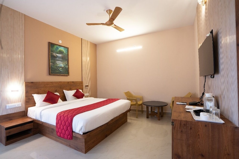 Honeymoon Suite