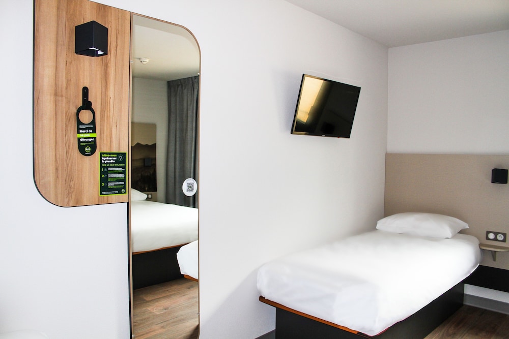 Classic Triple Room - Photo 1