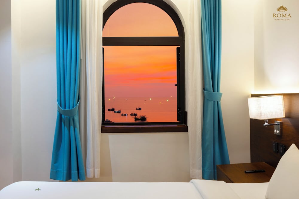 Fortuna – 1 Kingsize-Bett, Meerblick