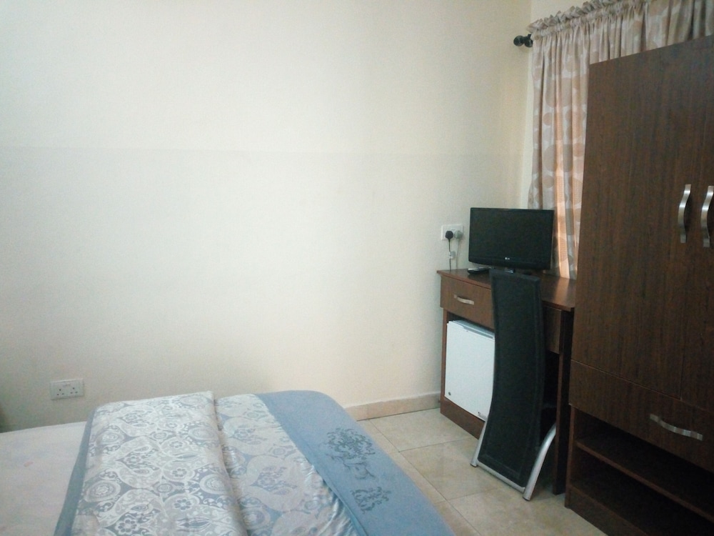 Standard Room photo 3