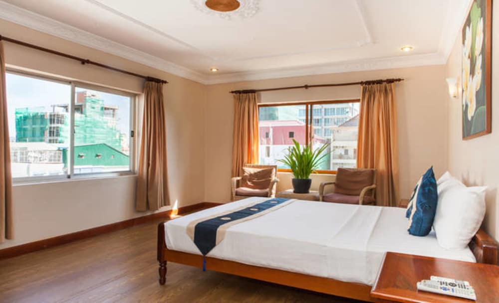 Superior Room, 1 Bedroom, City View photo 3