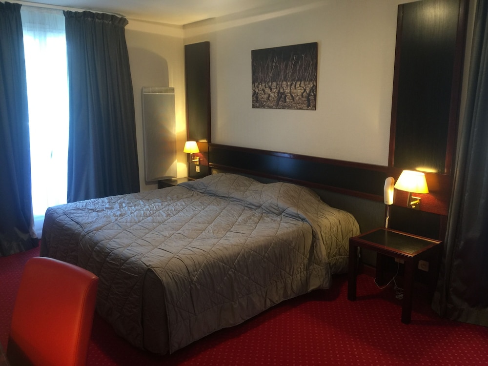 Double Room - Photo 2