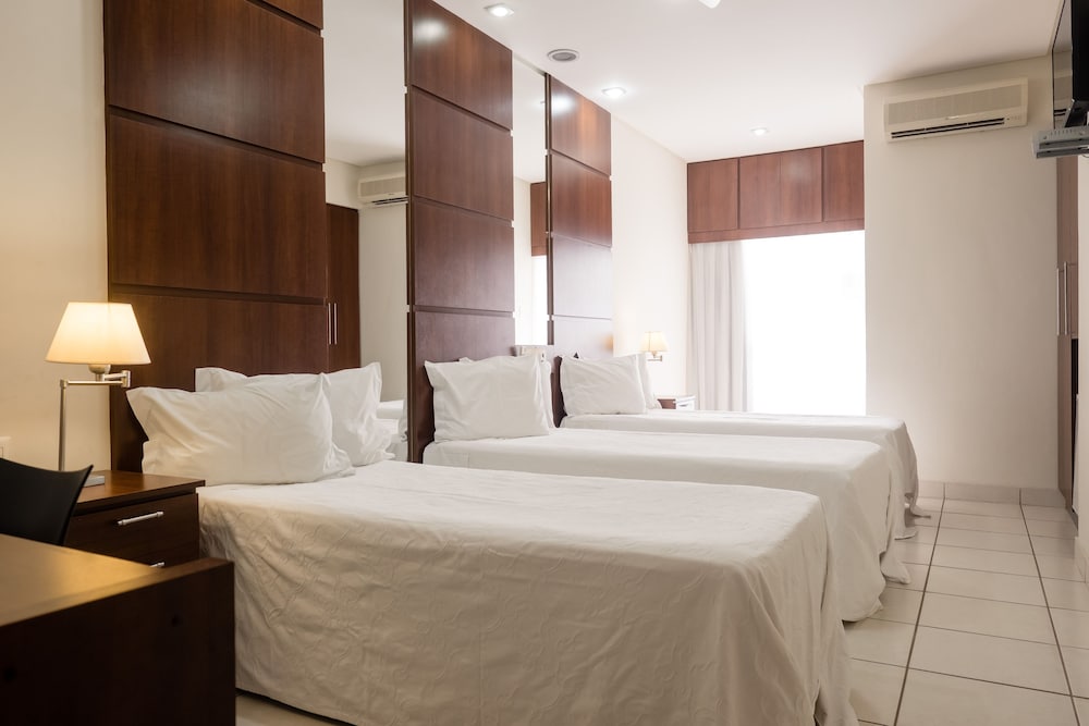 Deluxe Triple Room - Photo 3