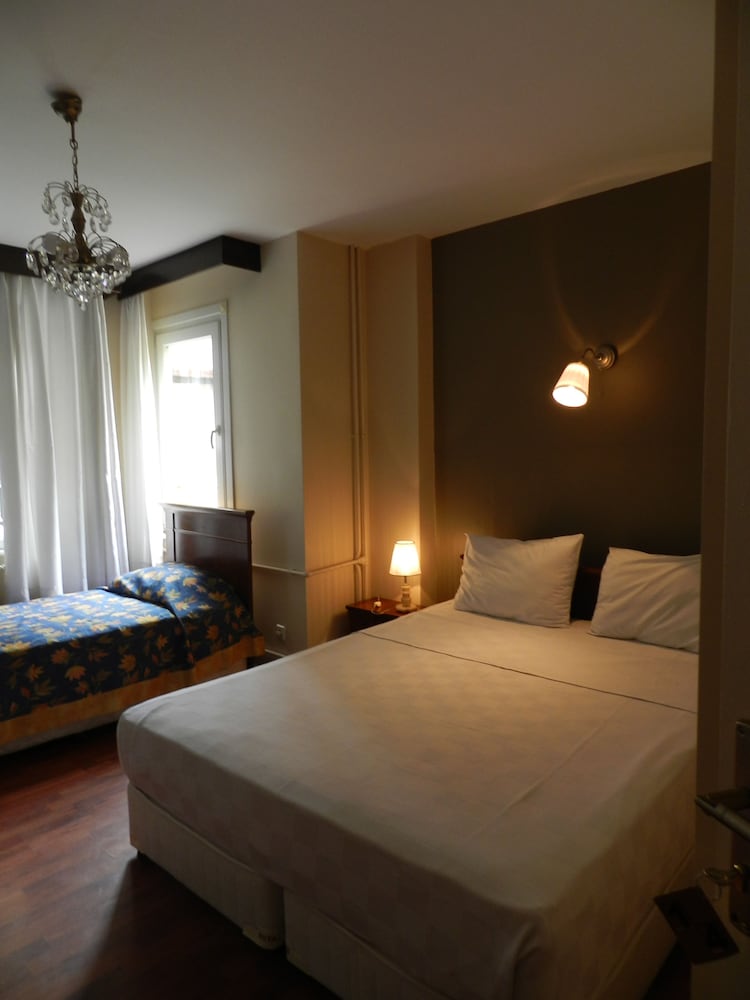 Family Triple Room photo 3