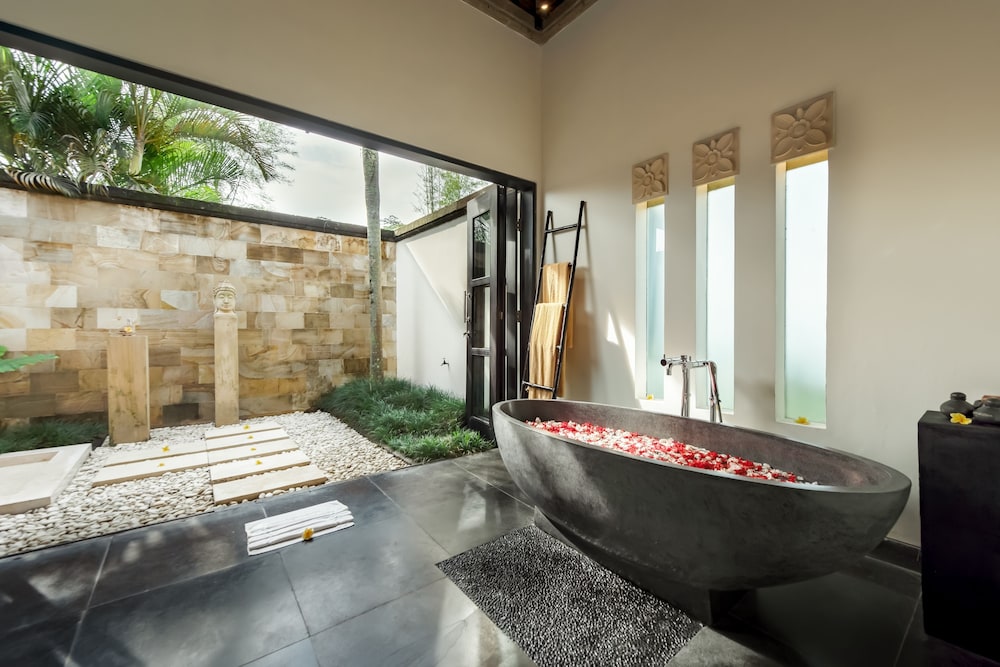 2 bedroom Villa with Breakfast photo 2
