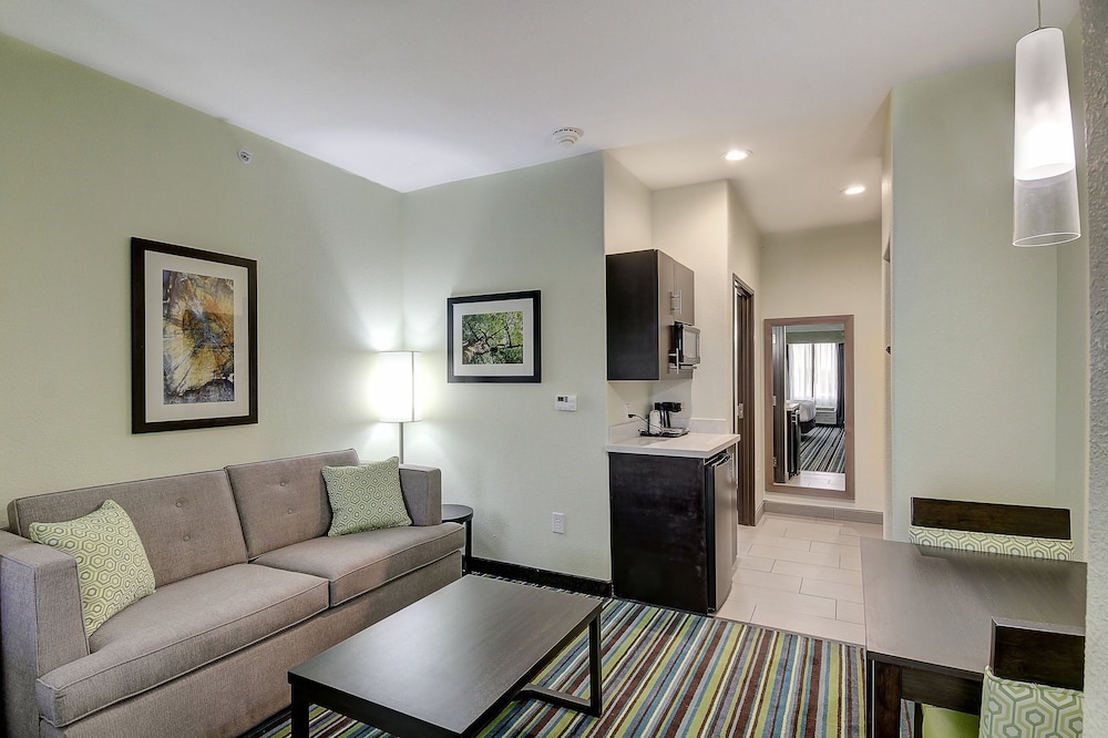 Suite, 2 Queen Beds, Accessible (Comm) photo 2