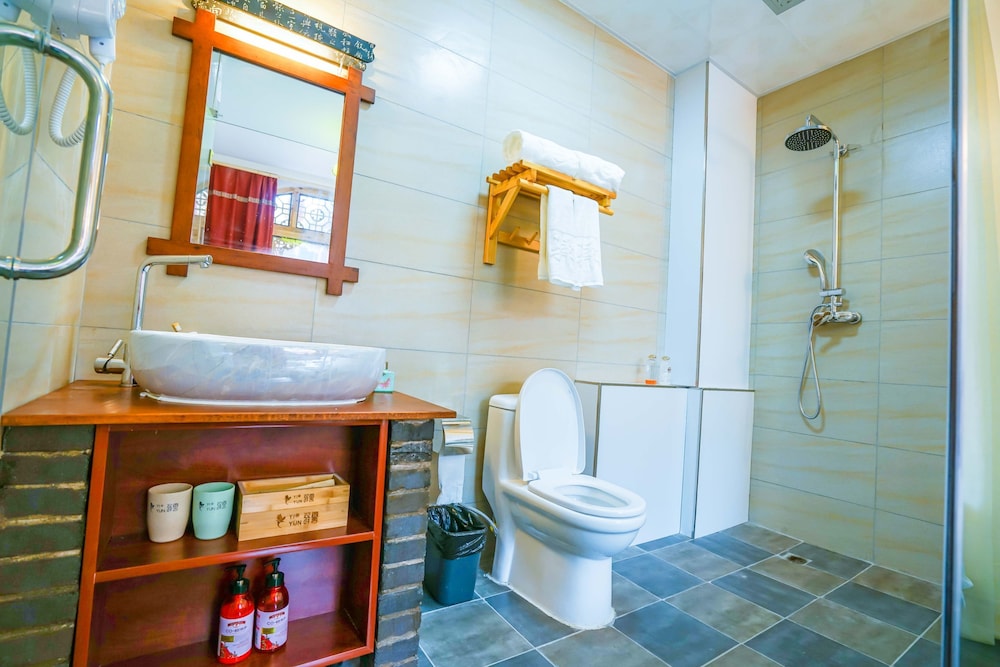 Deluxe Suite photo 3