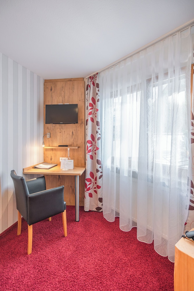 Single Room photo 2