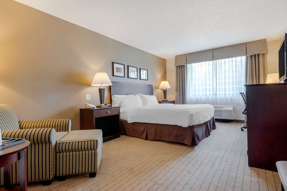 Clarion Inn Elmira-Horseheads, Photo 2