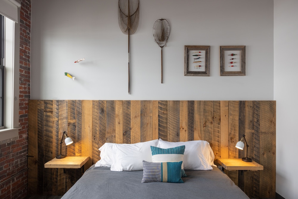 Room 4