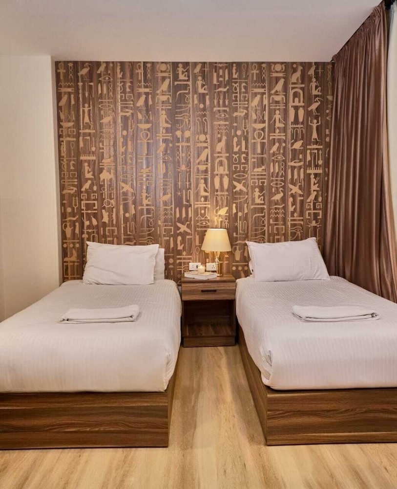 Standard Twin Room photo 1