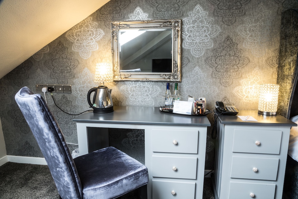 Suite, 1 Double Bed, Non Smoking, Jetted Tub photo 2