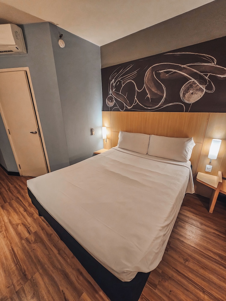 Room, Multiple Beds - Photo 6