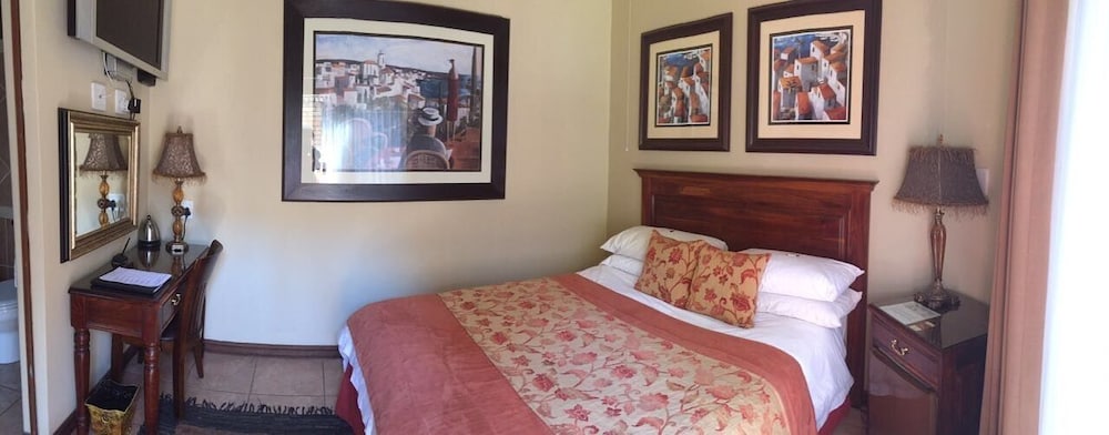 Deluxe Double Room photo 2