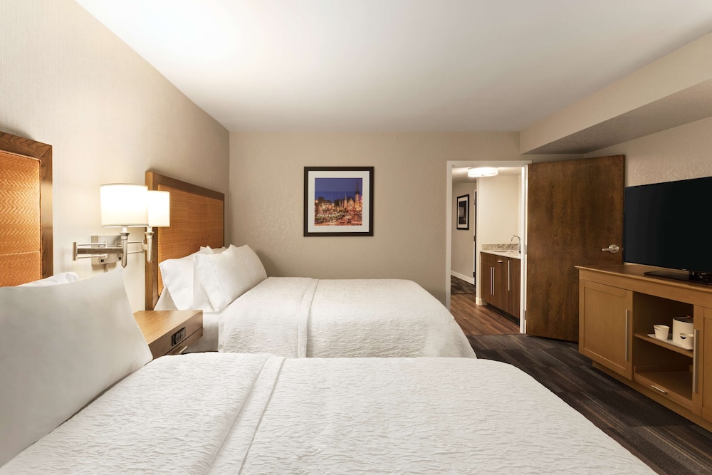 Suite, 2 Queen Beds, Non Smoking photo 1