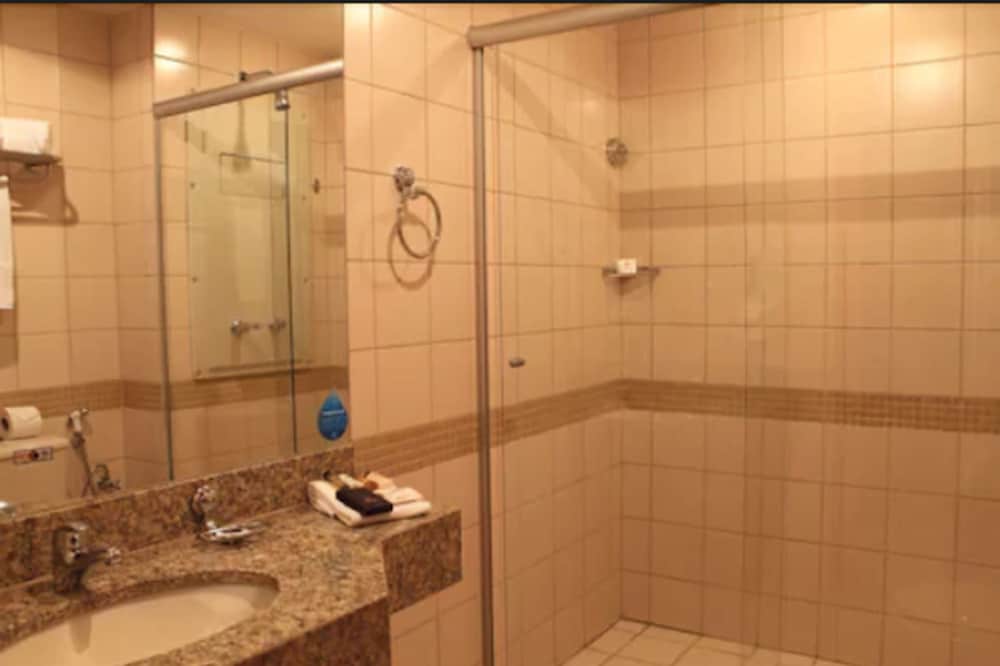 Deluxe Twin Room - Photo 2